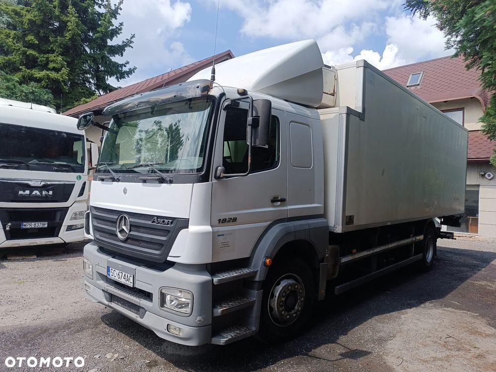 Mercedes-Benz AXOR 1828 - 3