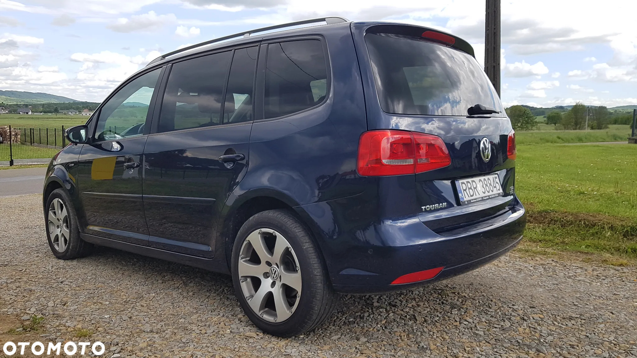Volkswagen Touran 1.6 TDI DPF Life - 8