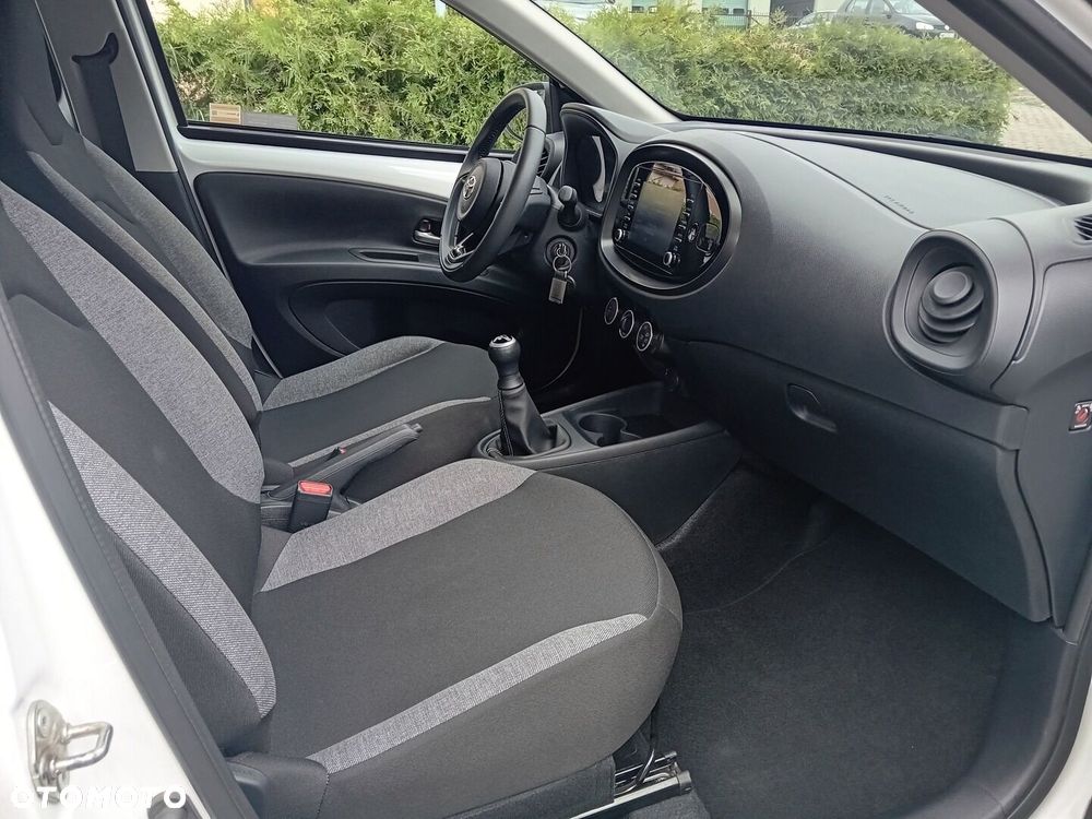 Toyota Aygo X - 6