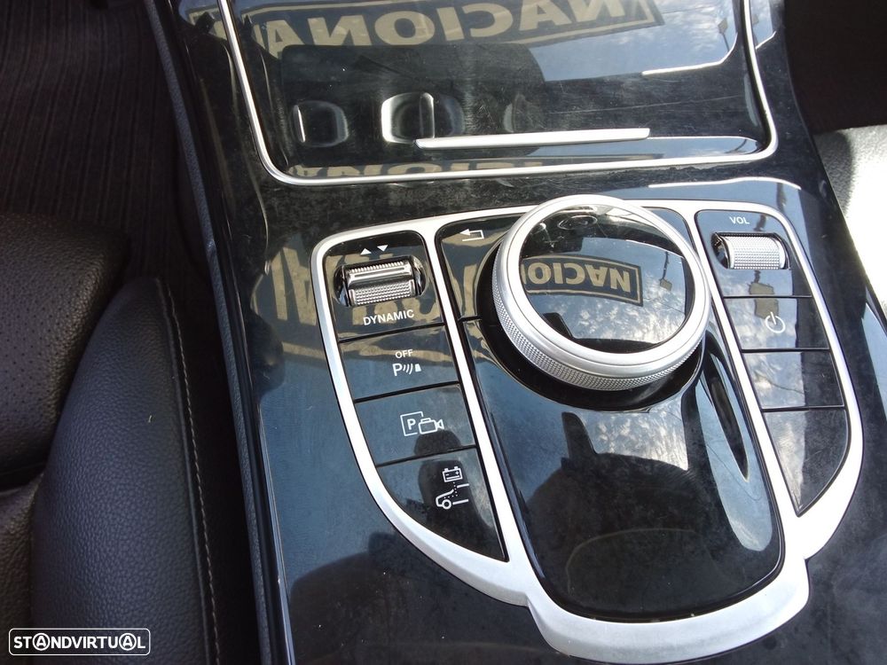 Mercedes-Benz C 300 de Avantgarde - 27
