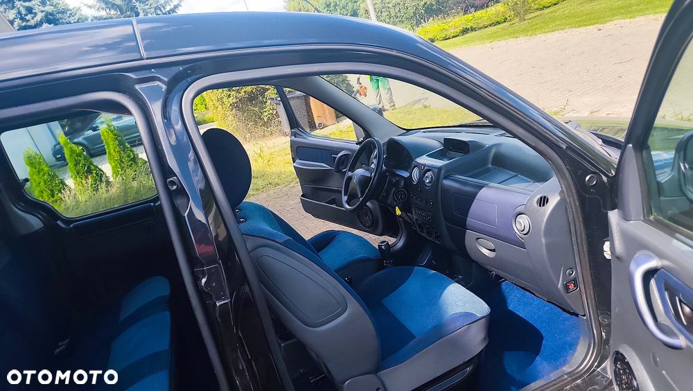Citroën Berlingo 1.6i Pakiet Plus - 22