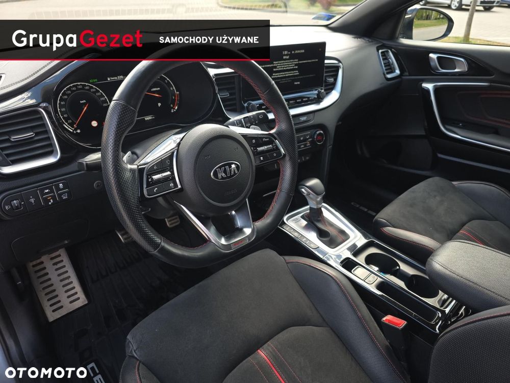 Kia ProCeed 1.6 T-GDI GT DCT - 9