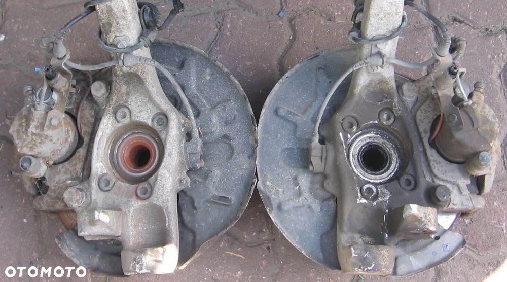 zwrotnica przód prawa lewa AUDI A4 B6 B7 - 2