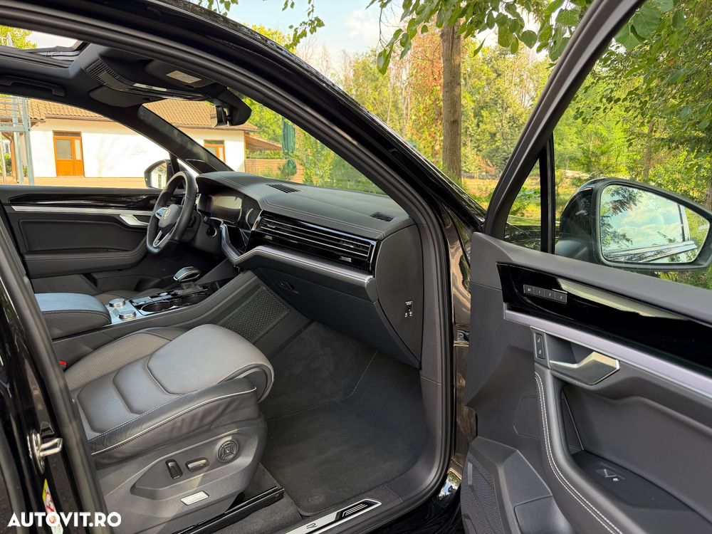 Volkswagen Touareg 3.0 V6 TSI OPF 4Motion Aut. R-Line - 19