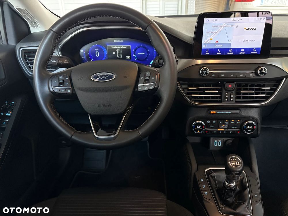 Ford Focus 1.0 EcoBoost Titanium X - 13