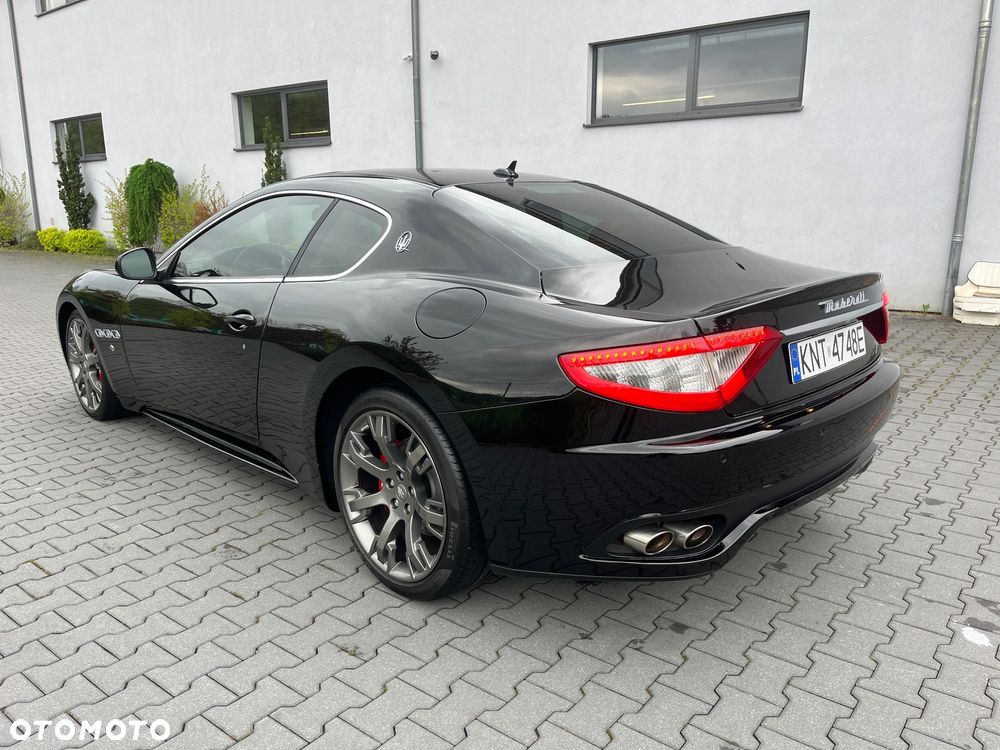 Maserati GranTurismo S Automatik - 5