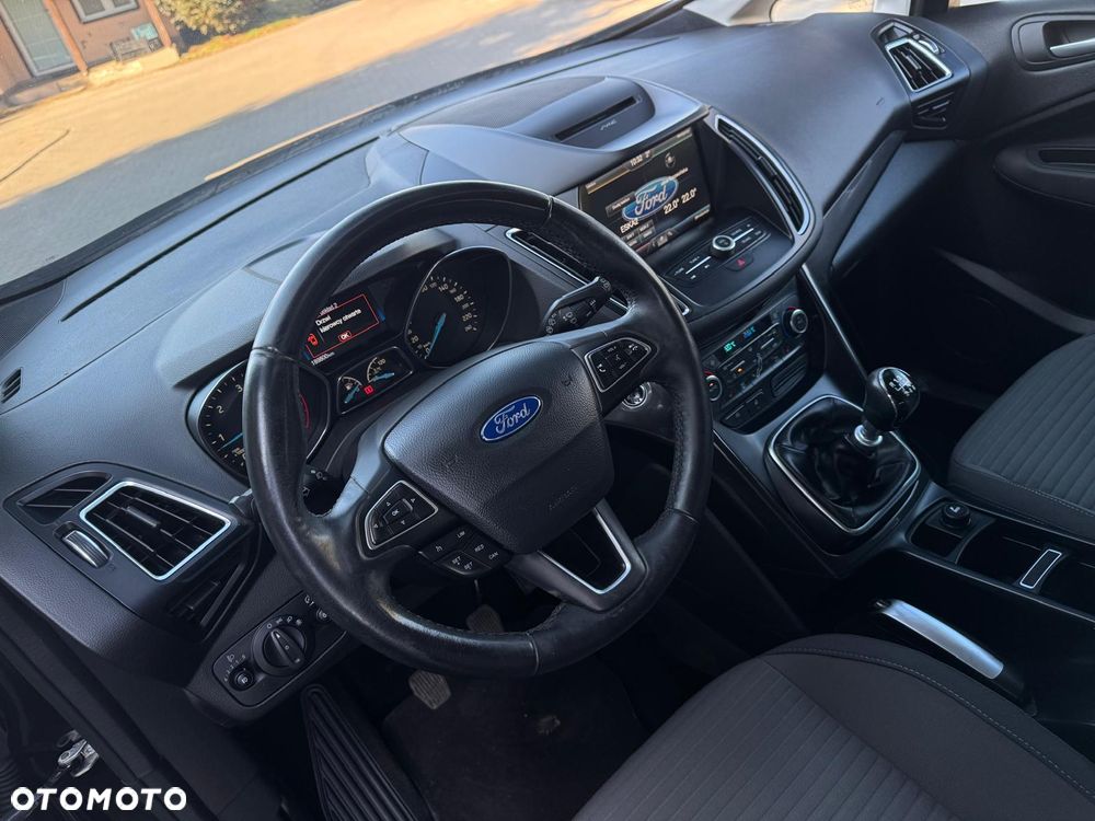 Ford C-MAX 1.5 TDCi Start-Stop-System Titanium - 25