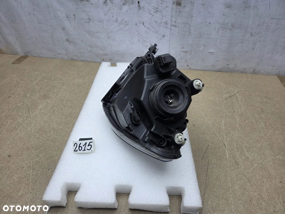 Volkswagen UP  lift 16-23r  1S1941016AA lampa prawy przód przednia - 7