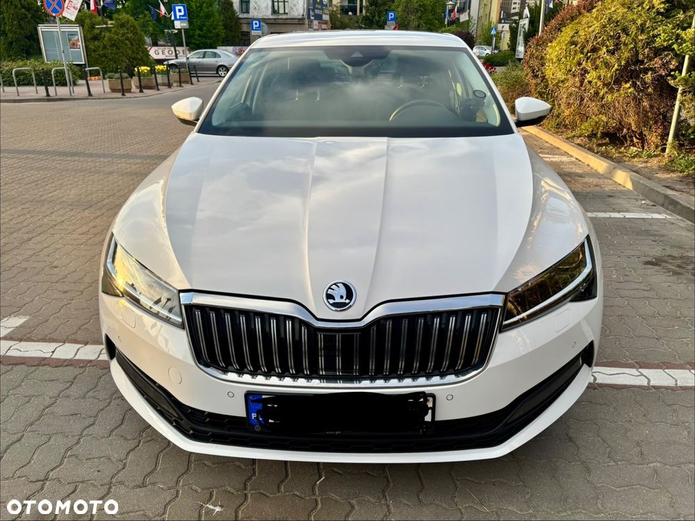 Skoda Superb 2.0 TDI Sportline DSG - 11