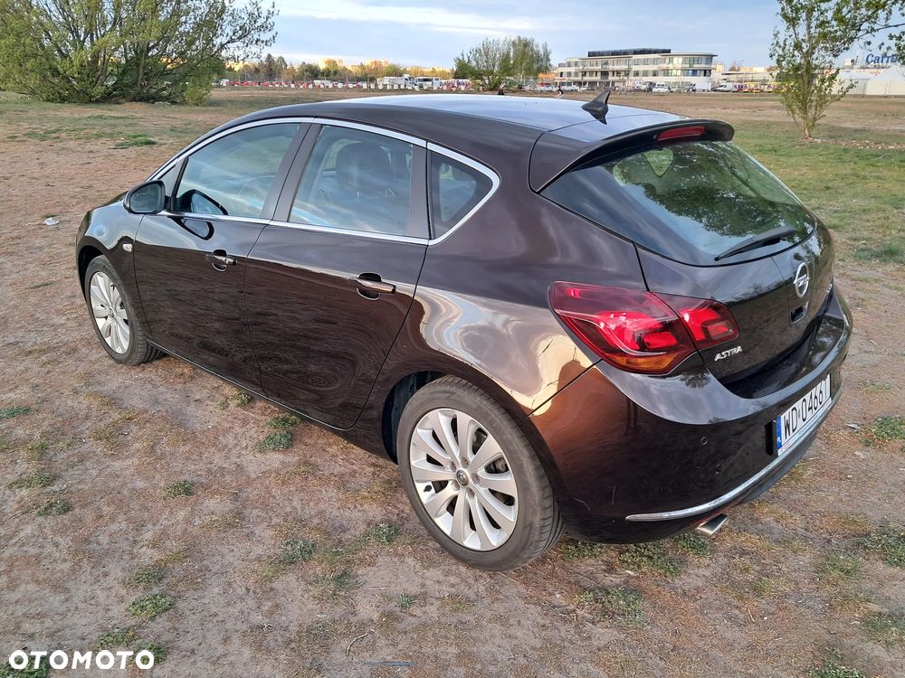 Opel Astra 1.4 T Cosmo - 2