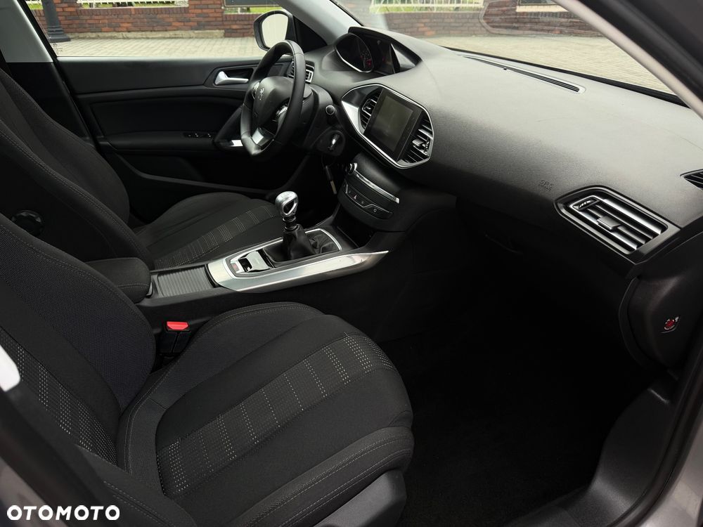 Peugeot 308 BlueHDi FAP 120 Stop&Start Style - 19