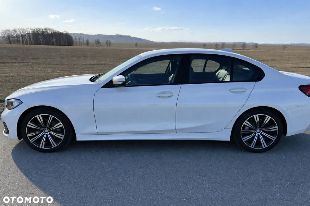 BMW Seria 3 318d Sport Line Shadow - 2