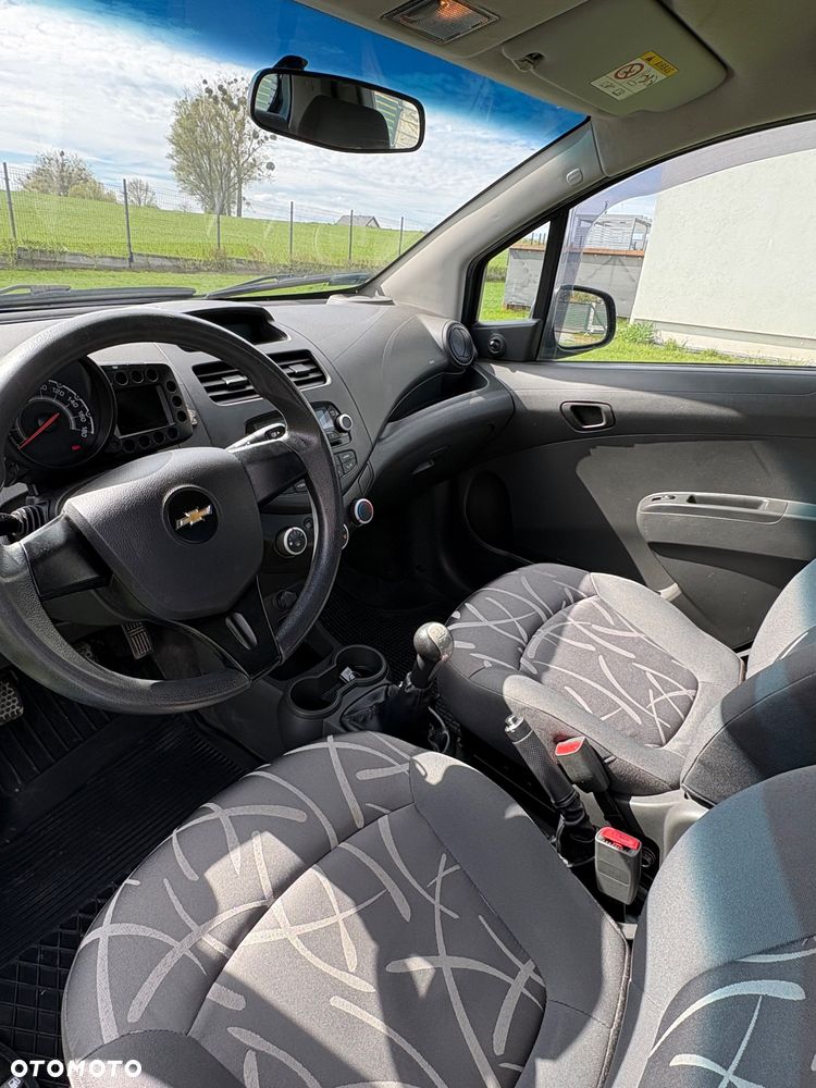 Chevrolet Spark 1.0 Base - 8