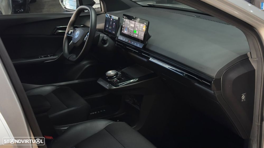 MG MG4 77 kWh Extended Range Luxury - 18