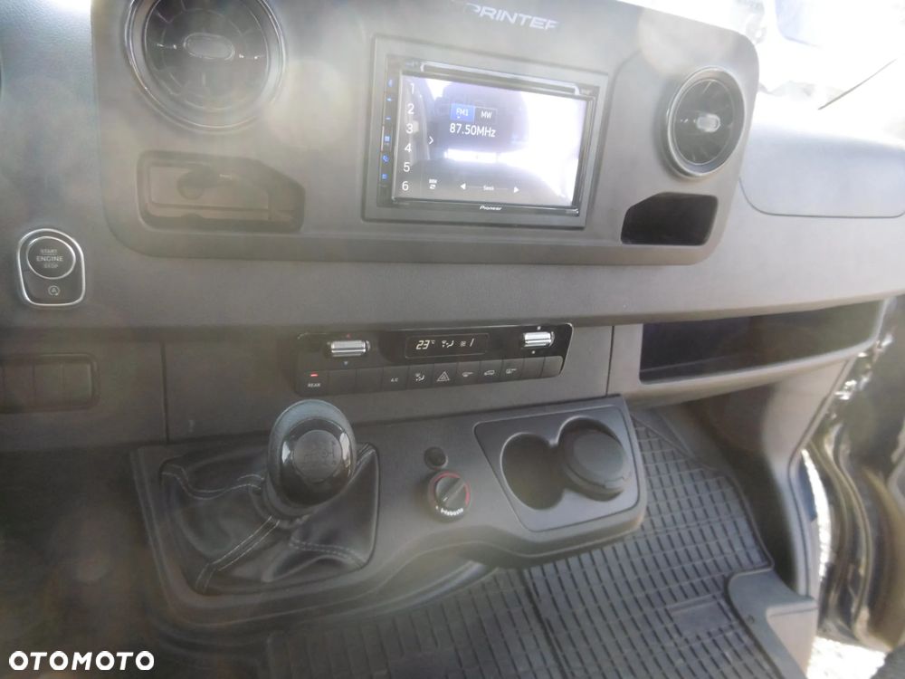 Mercedes-Benz Sprinter Long PRO 907.235 - 9