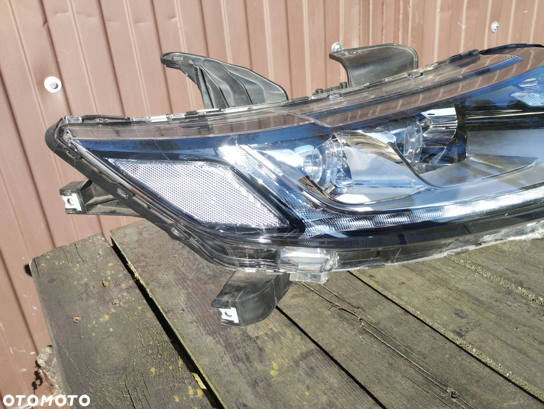 Lampa prawa Mitsubishi Outlander III 3 LIFT 2015-^ 8301C8-64 - 5