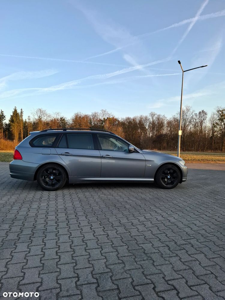 BMW Seria 3 318i Edition Lifestyle - 12