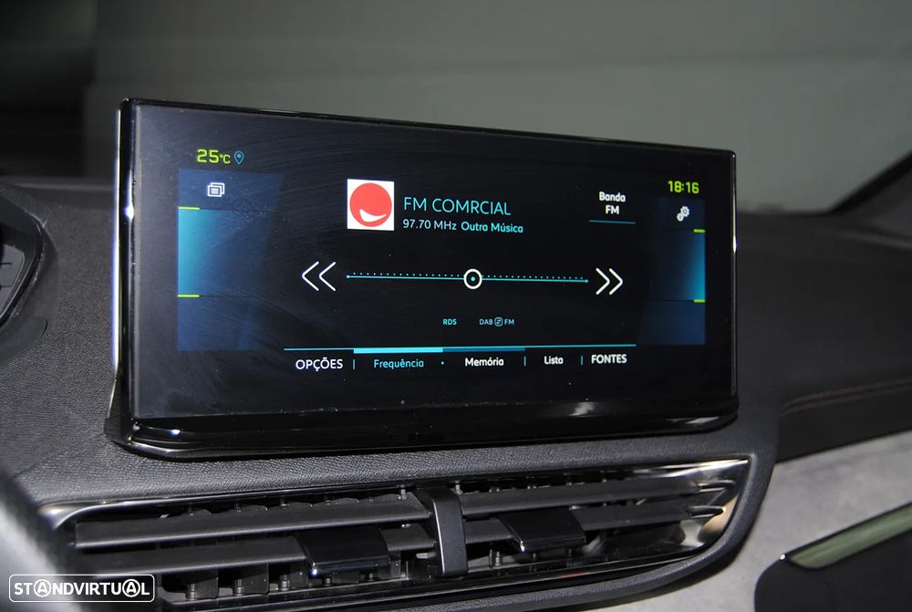 Peugeot 3008 1.6 Hybrid GT e-EAT8 - 34