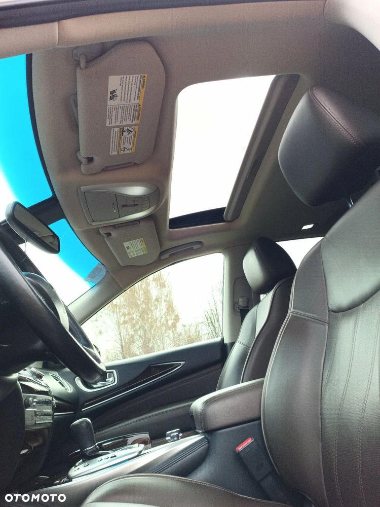 Infiniti QX60 - 24