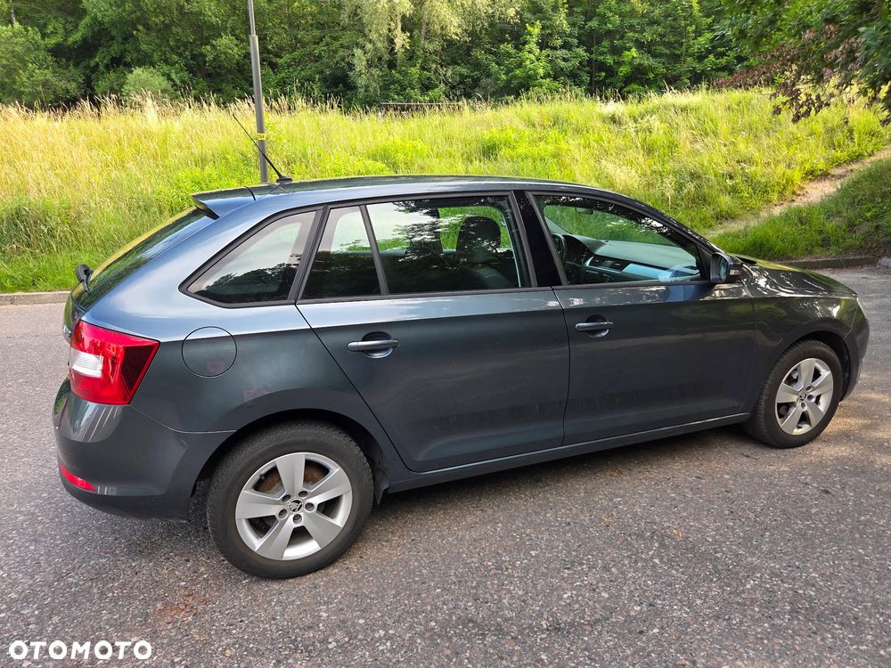 Skoda RAPID 1.2 TSI Ambition - 36