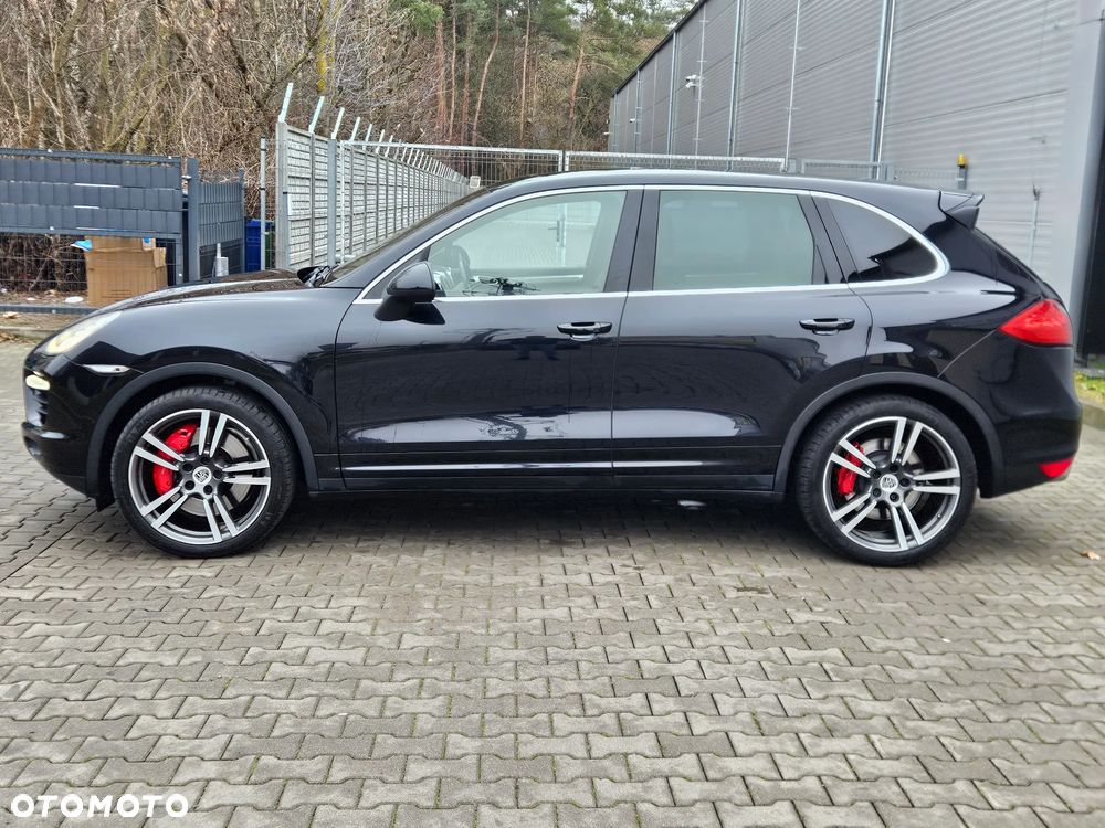 Porsche Cayenne Turbo Tiptronic S - 5
