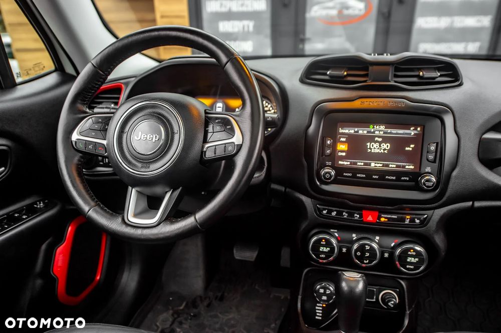 Jeep Renegade 2.0 MultiJet Active Drive Low Automatik Trailhawk - 24