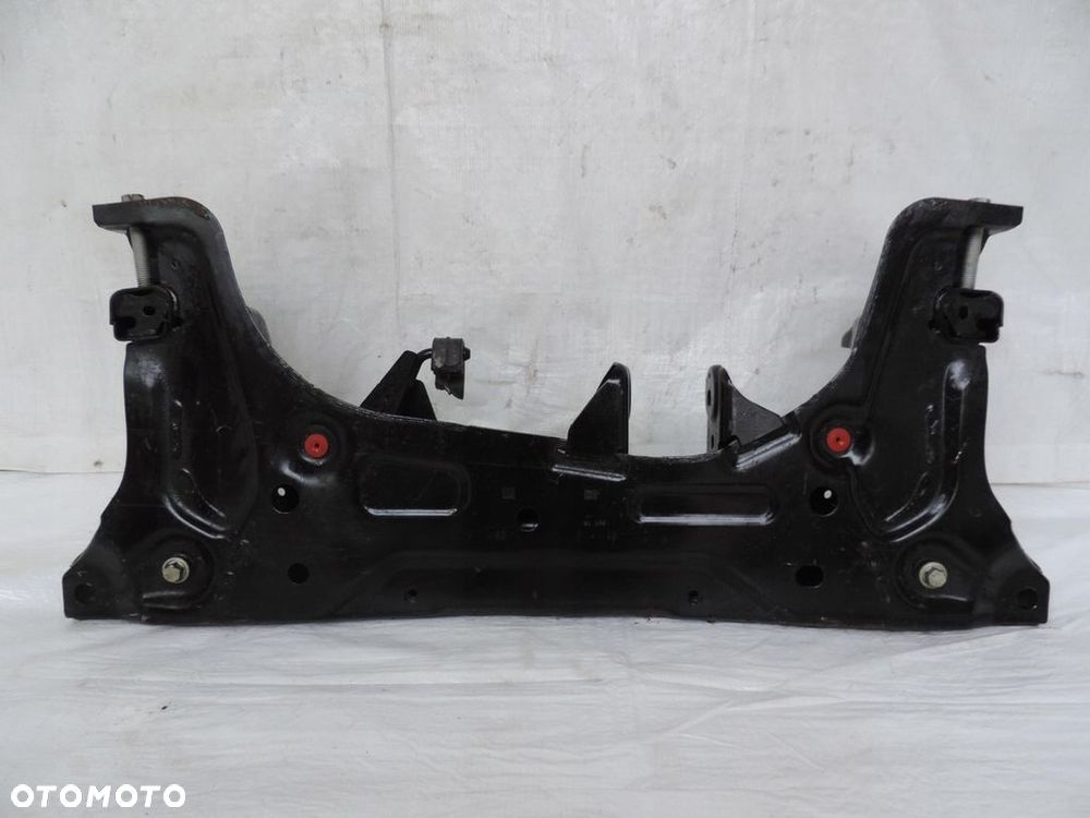 KOŁYSKA WÓZEK SANKI PRZÓD TRAWERS FORD FIESTA MK8 - 2