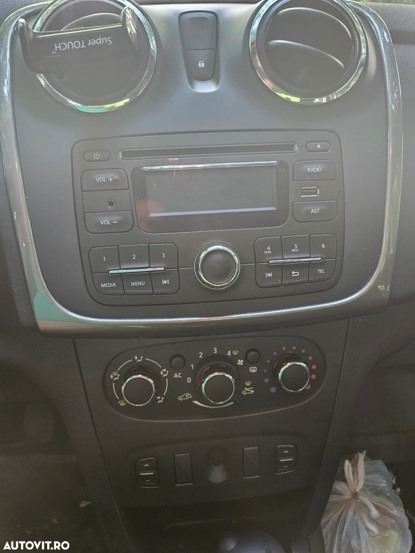 Dacia Logan MCV 1.2 Laureate - 6