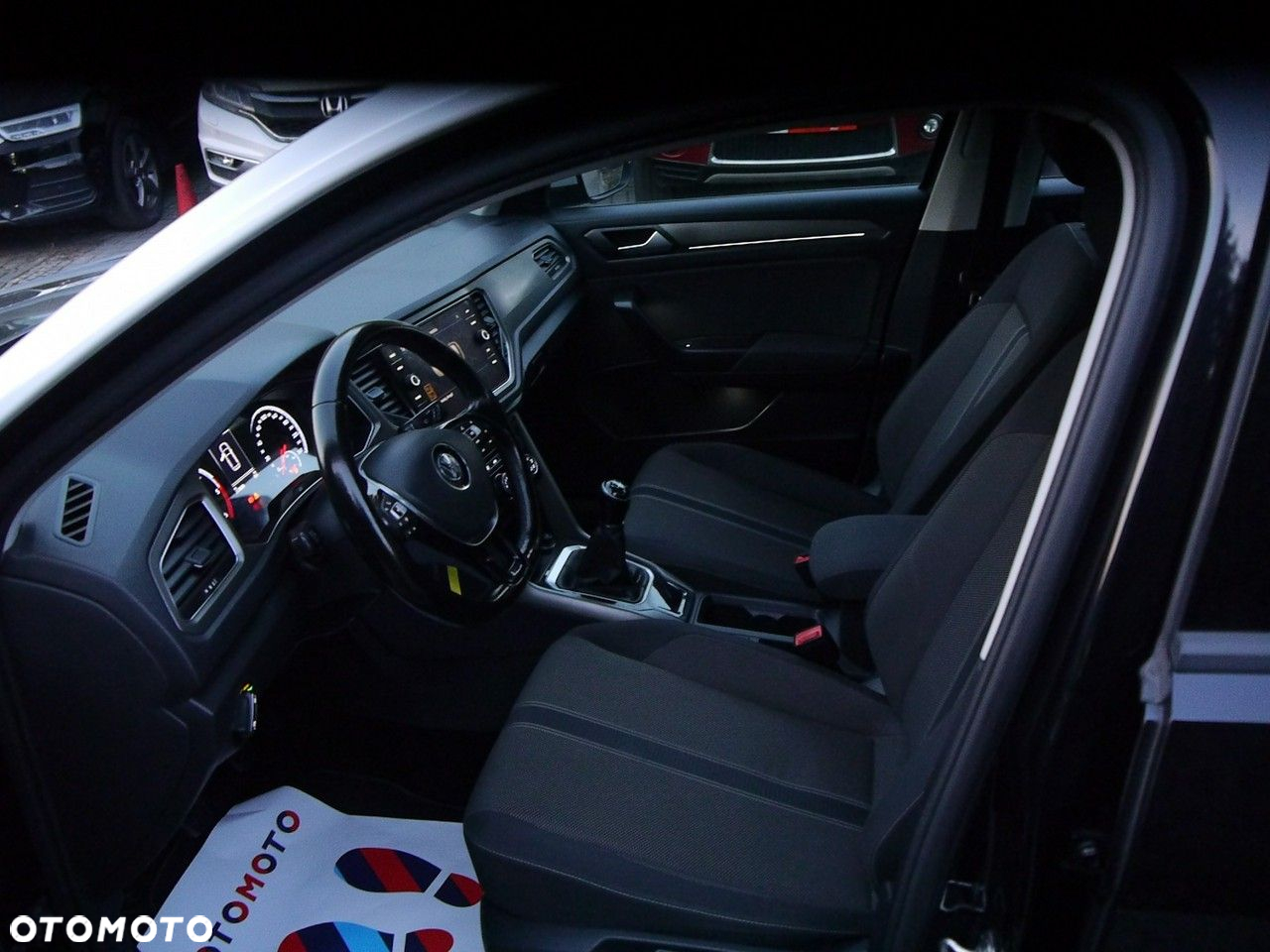 Volkswagen T-Roc 1.6 TDI SCR Style - 28