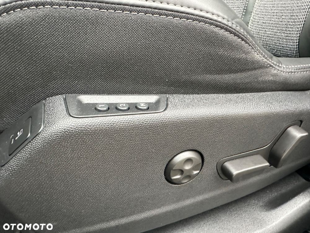 Peugeot 3008 THP 165 EAT6 Stop & Start Allure - 13