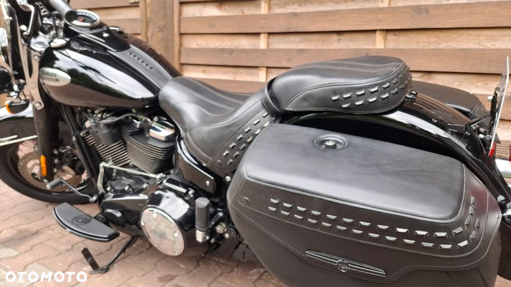Harley-Davidson Softail Heritage Classic - 15