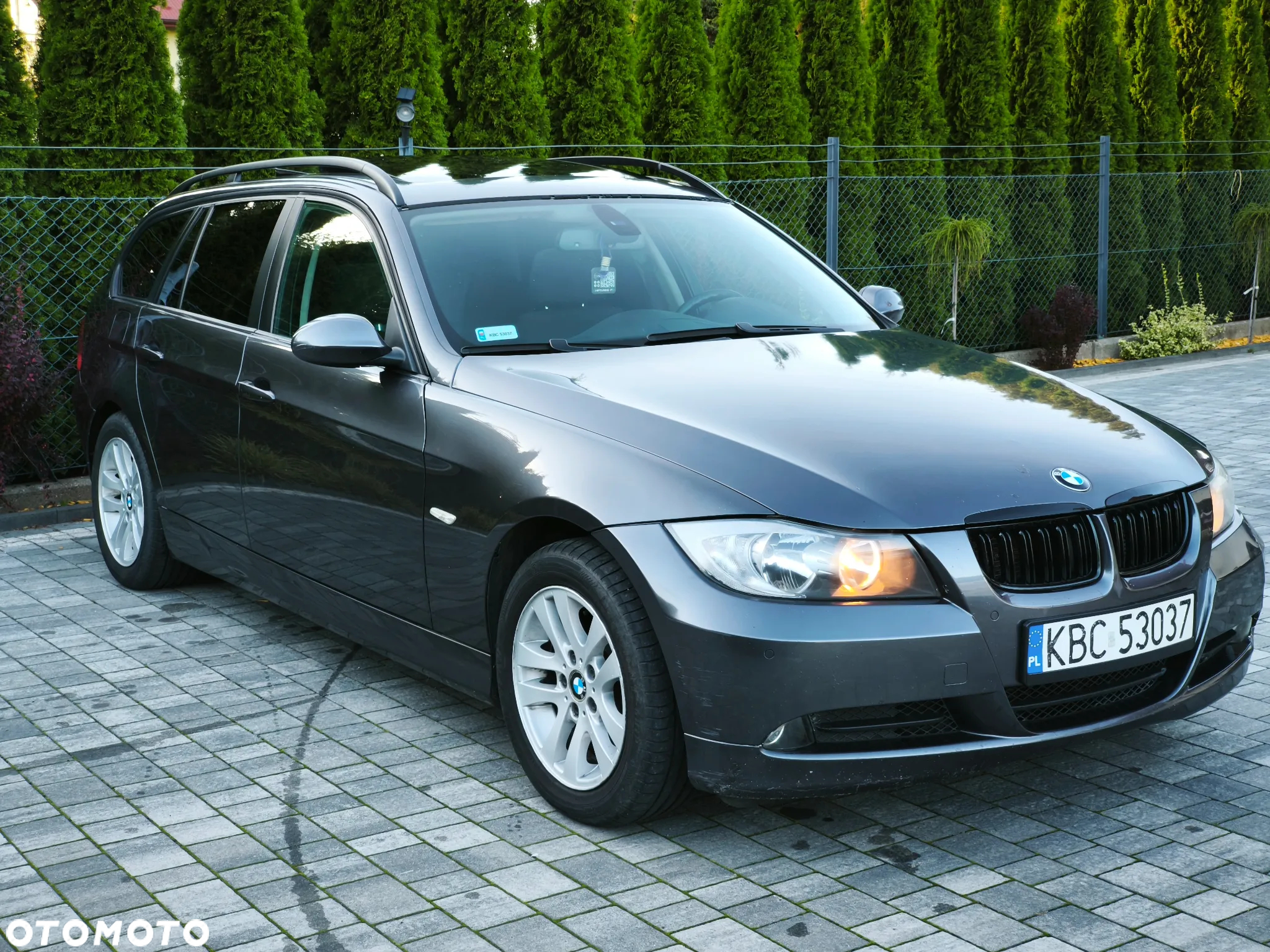BMW Seria 3 318d DPF Touring - 11