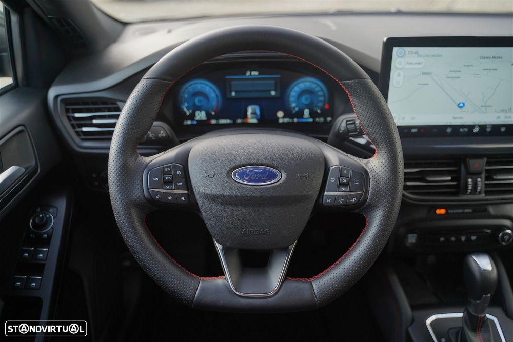 Ford Focus SW 1.0 EcoBoost MHEV ST-Line X Aut. - 17