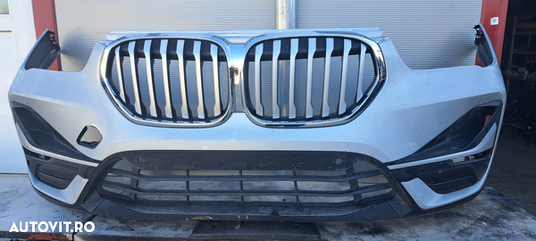 Bara fata BMW X1 F48 facelift