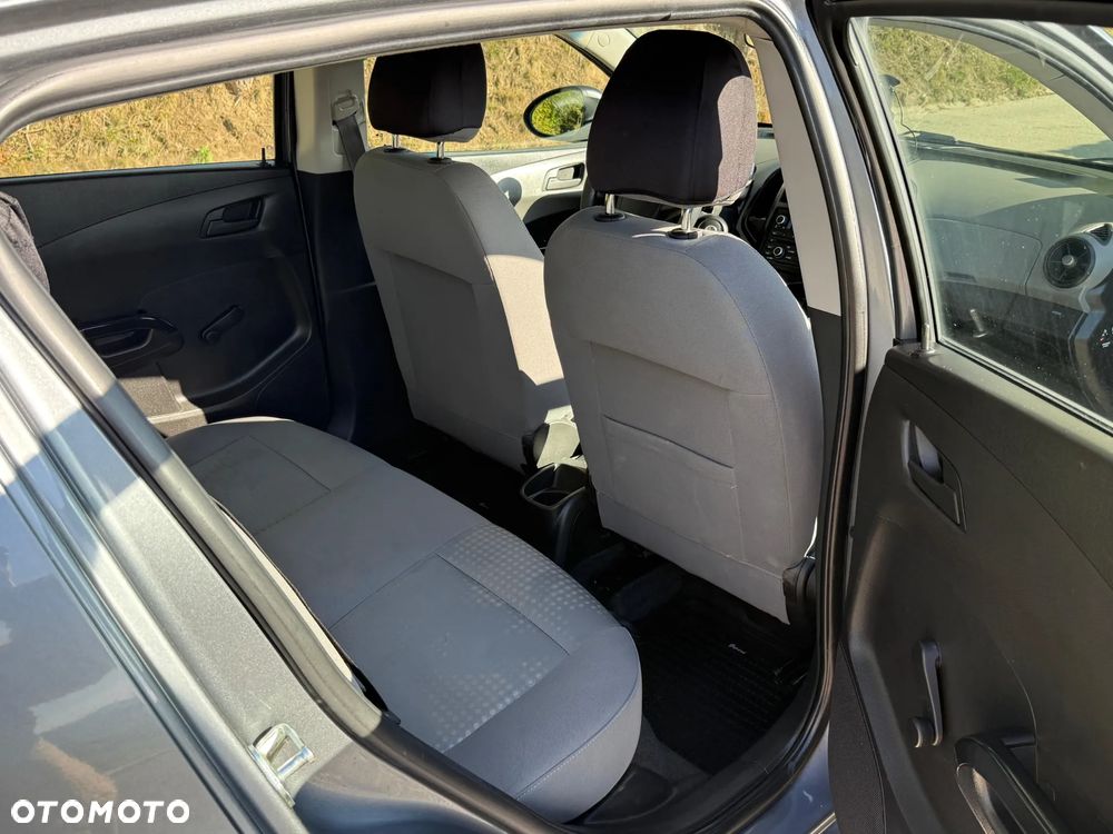 Chevrolet Aveo - 18