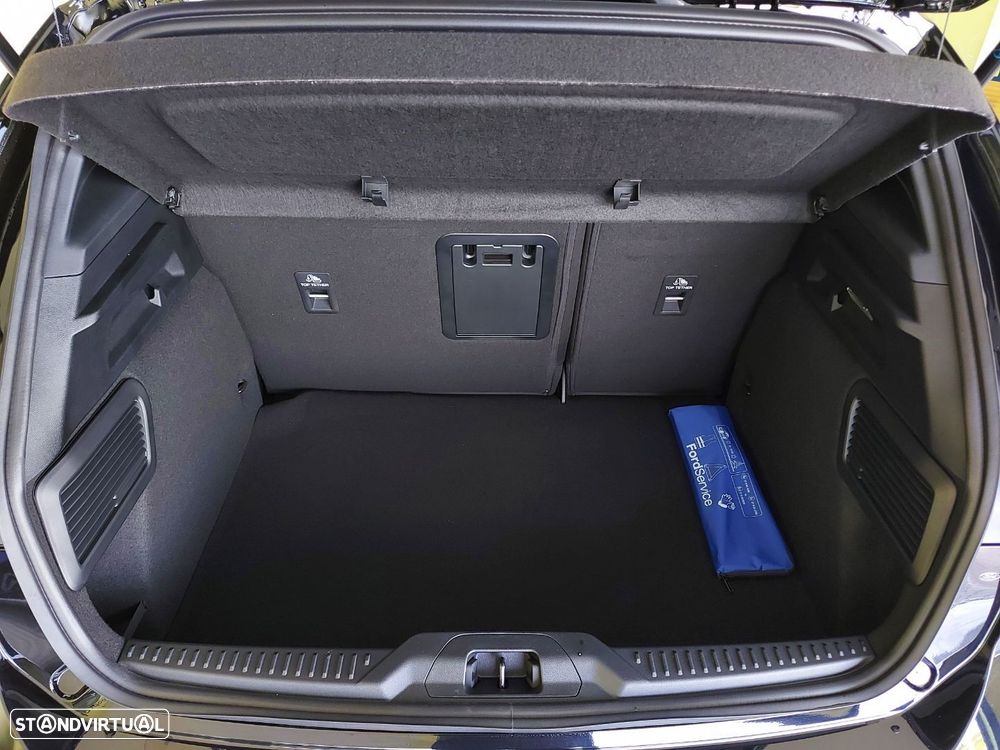 Ford Focus 1.5 TDCi EcoBlue ST-Line X - 12