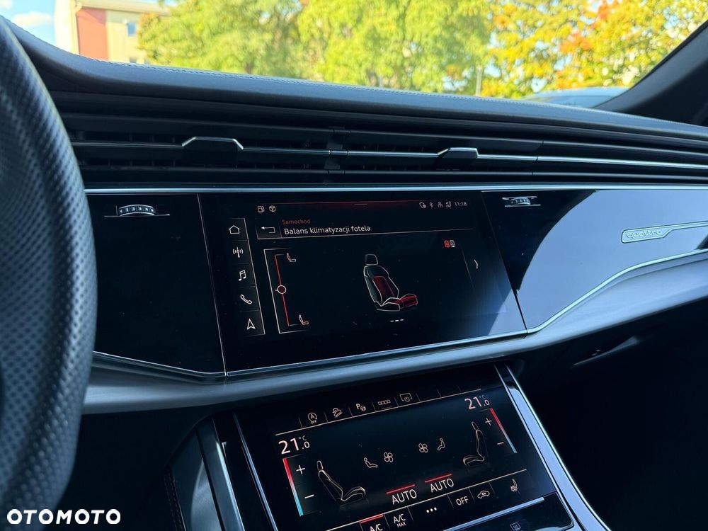 Audi Q8 - 32