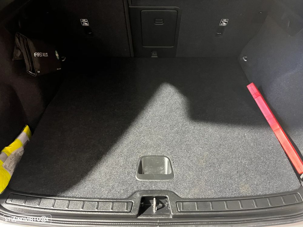 Volvo XC 40 2.0 D3 Momentum - 12