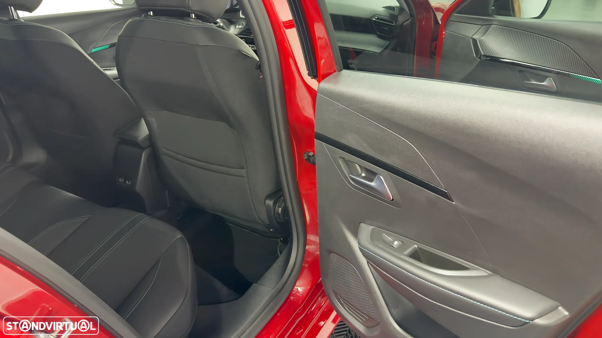 Peugeot e-208 50 kWh Allure - 16