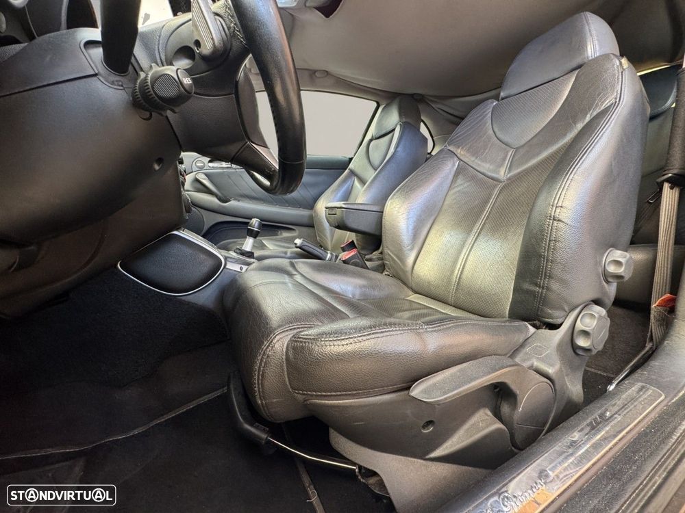 Alfa Romeo GT 2.0 JTS Selespeed - 24