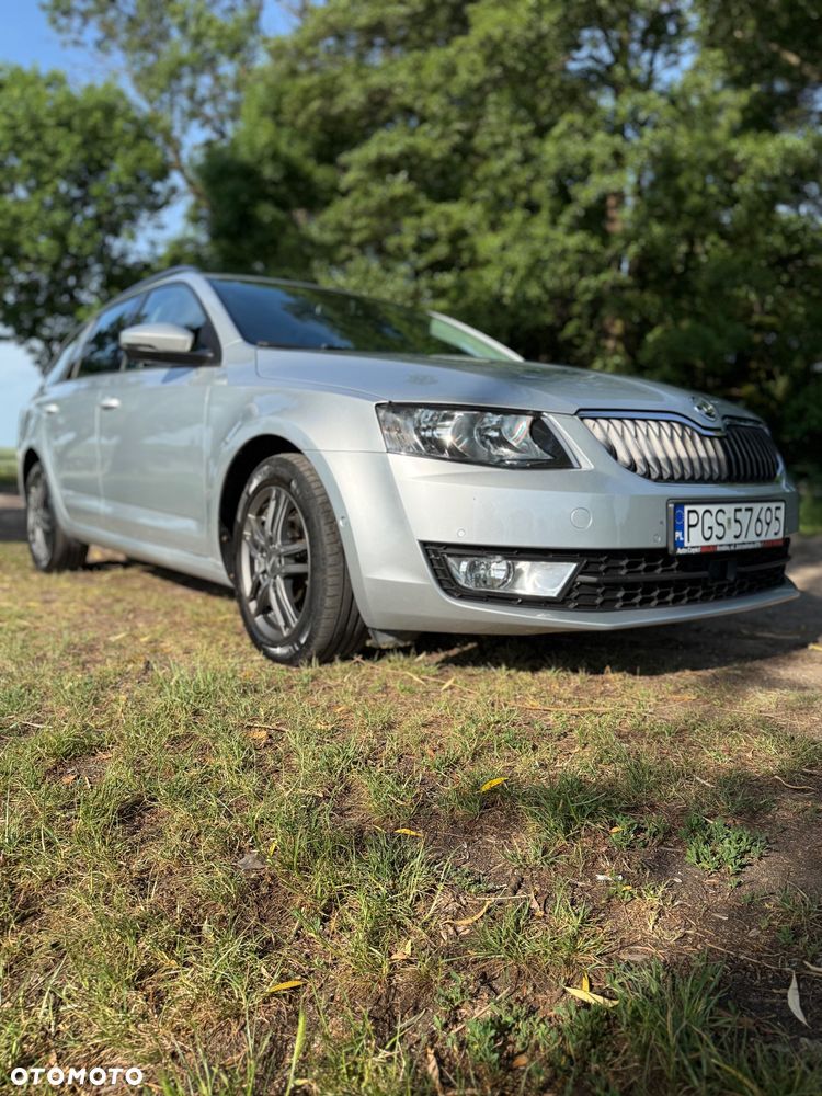 Skoda Octavia - 2