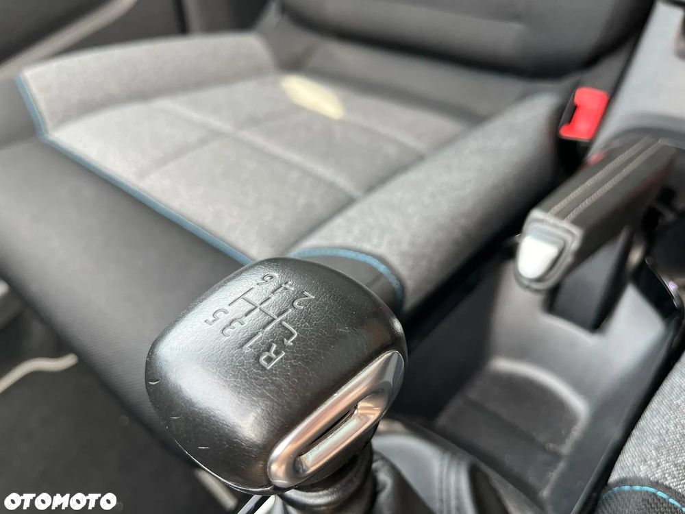 Citroën C4 Cactus 1.2 PureTech Shine S&S - 9