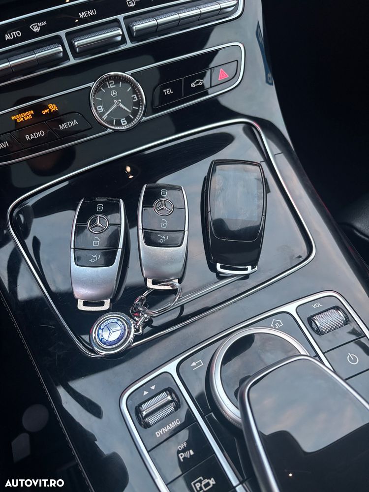Mercedes-Benz E 220 d 4MATIC Aut. - 14