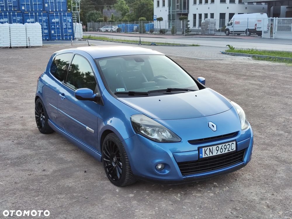 Renault Clio 1.5 dCi 105 FAP Gordini - 4