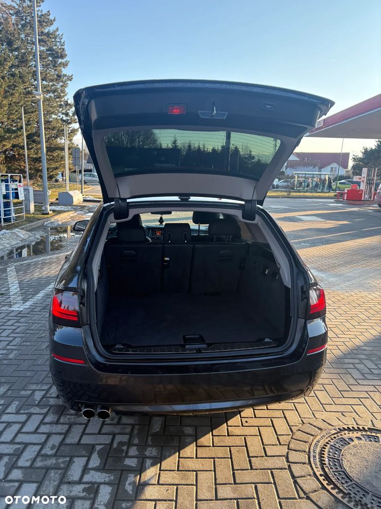 BMW Seria 5 520d Luxury Line - 4