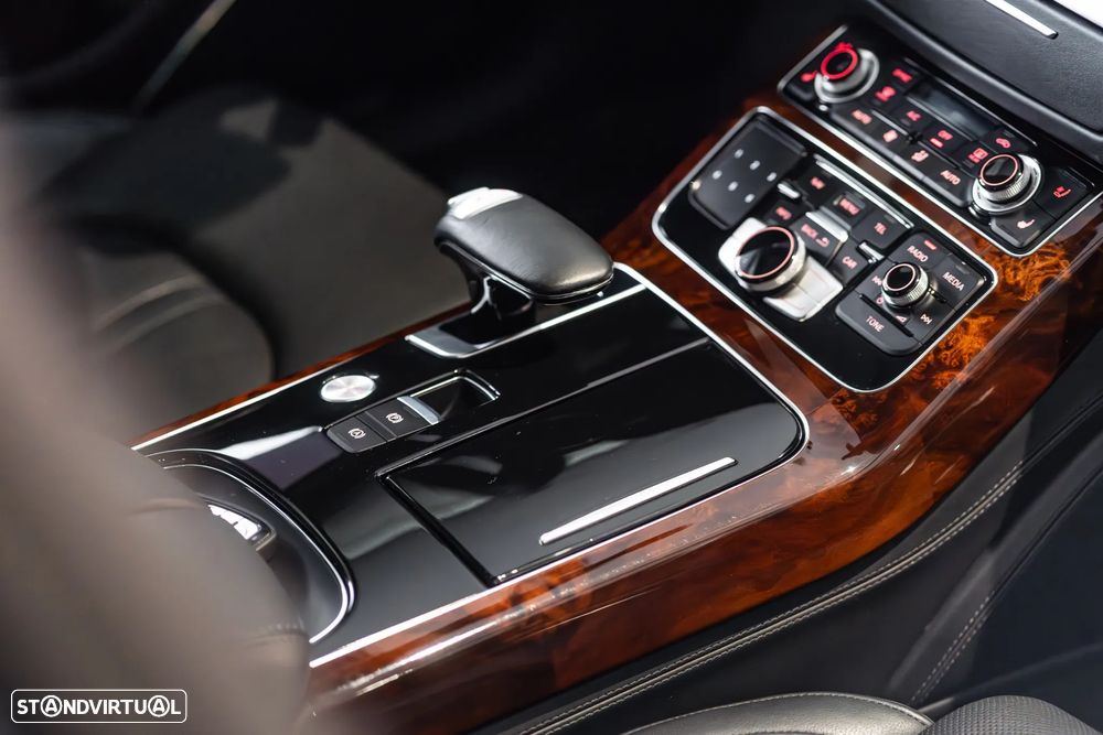 Audi A8 2.0 TFSi Hybrid Tiptronic - 18