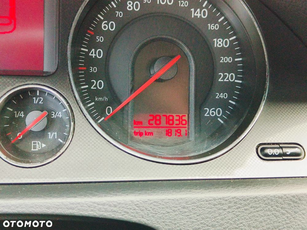 Volkswagen Passat Variant 1.9 TDI DPF Comfortline - 22