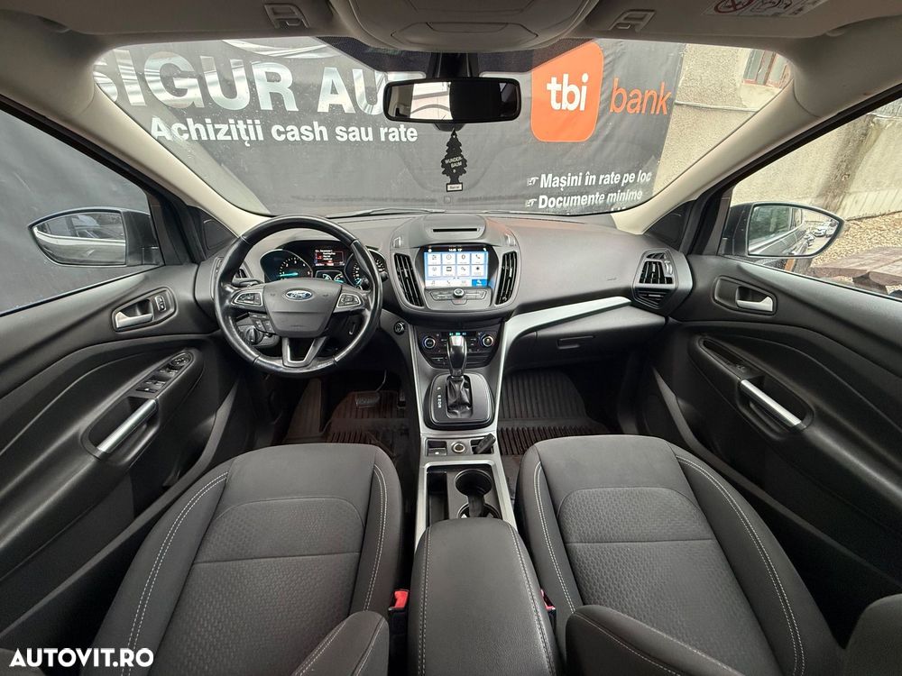 Ford Kuga - 20