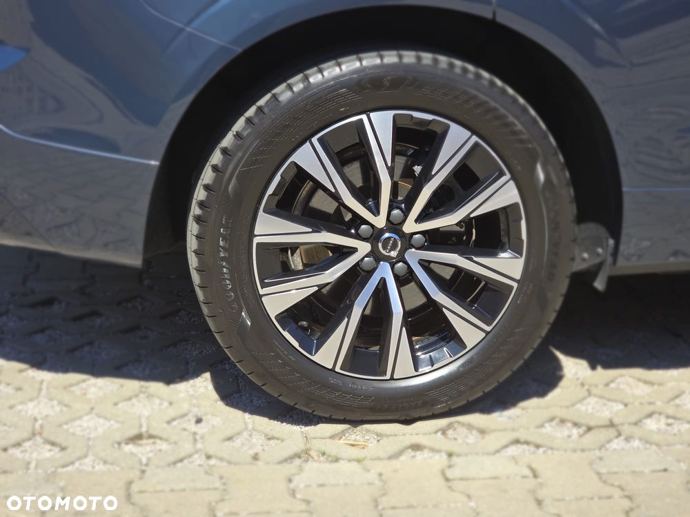 Volvo XC 60 B4 D AWD Plus Bright - 27