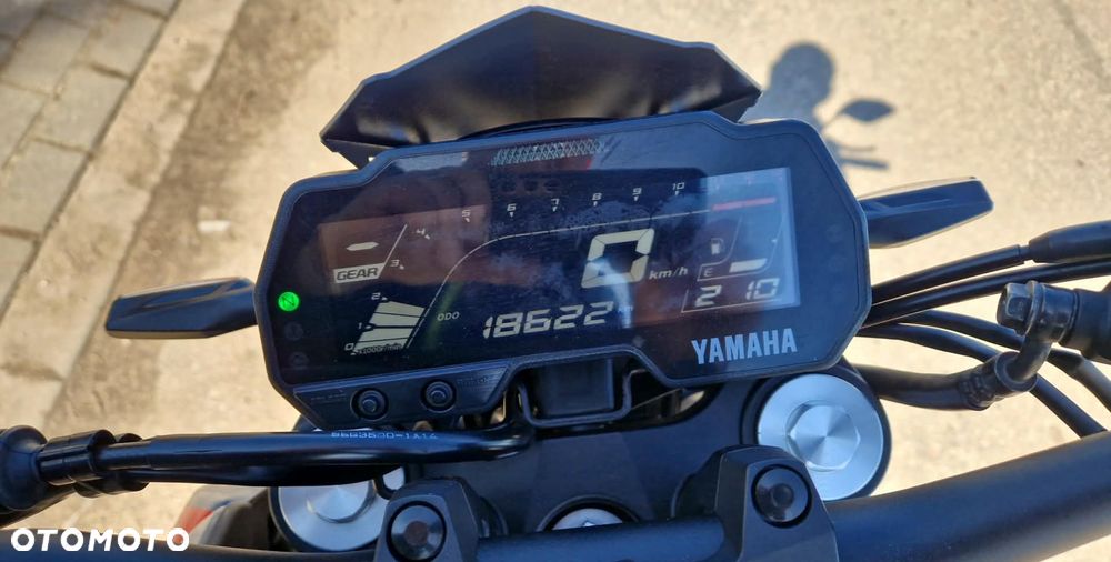 Yamaha MT - 5